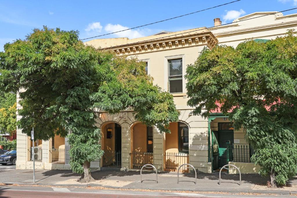 East Melbourne House | East Melbourne Terrace with 2 Free Parking - Close to MCG