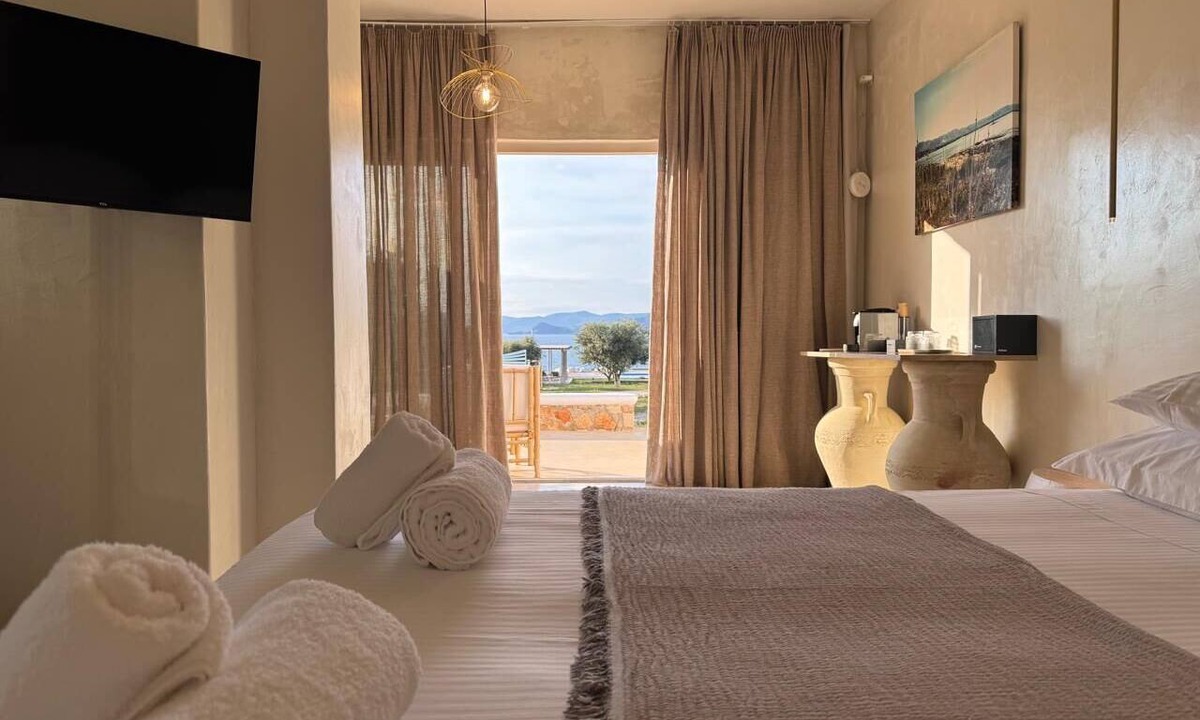 Elafonisos House | Eight Dimensions Capari Suites Elafonisos