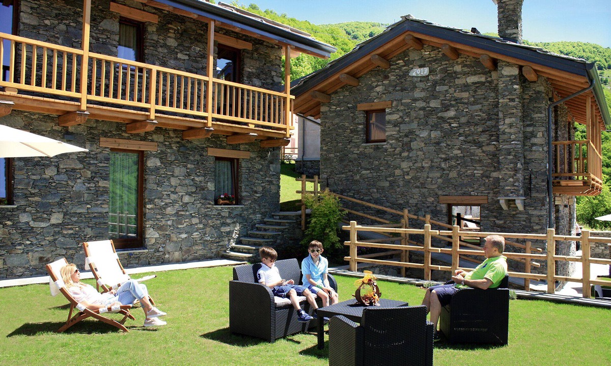 Roburent Ski Chalet | Exclusive Mongioie Chalets With Spectacular View Val Corsaglia - Cuneo.