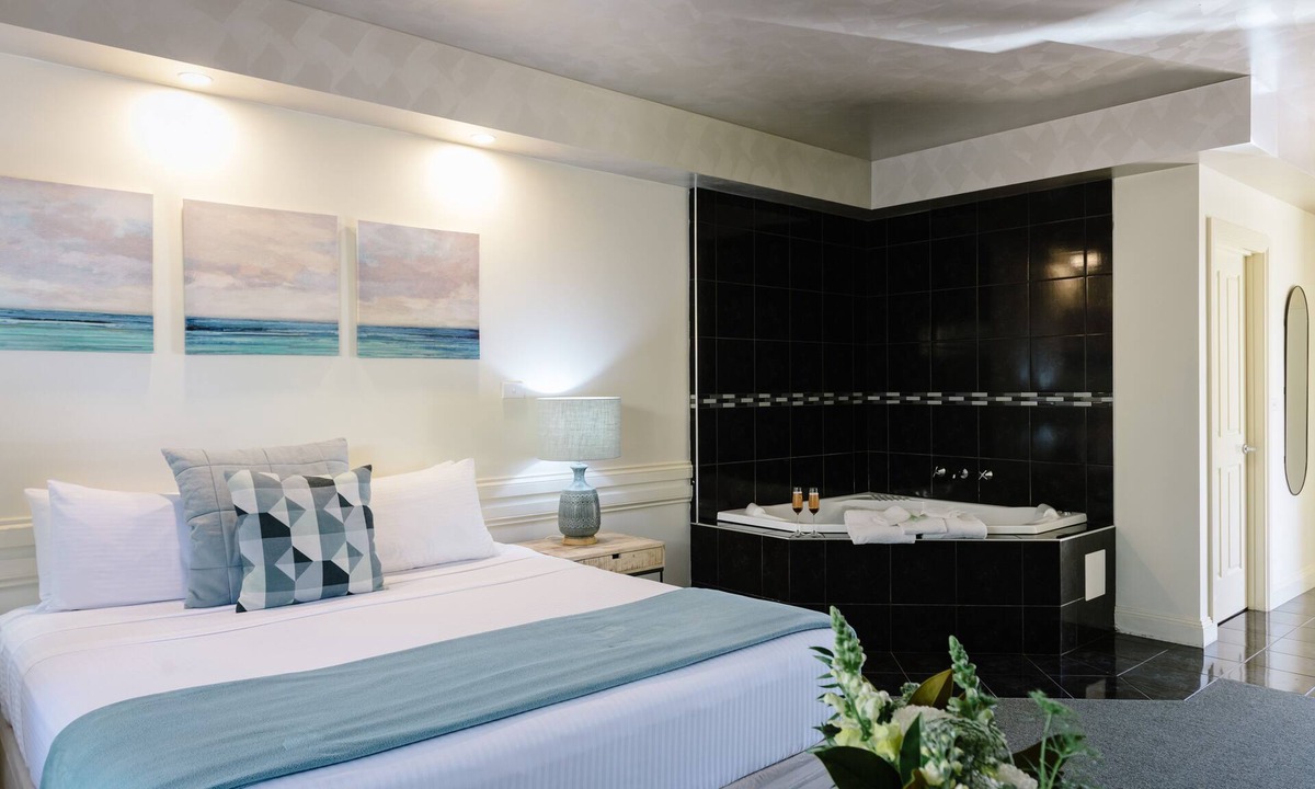 Rosebud Hotel | Fairways Resort