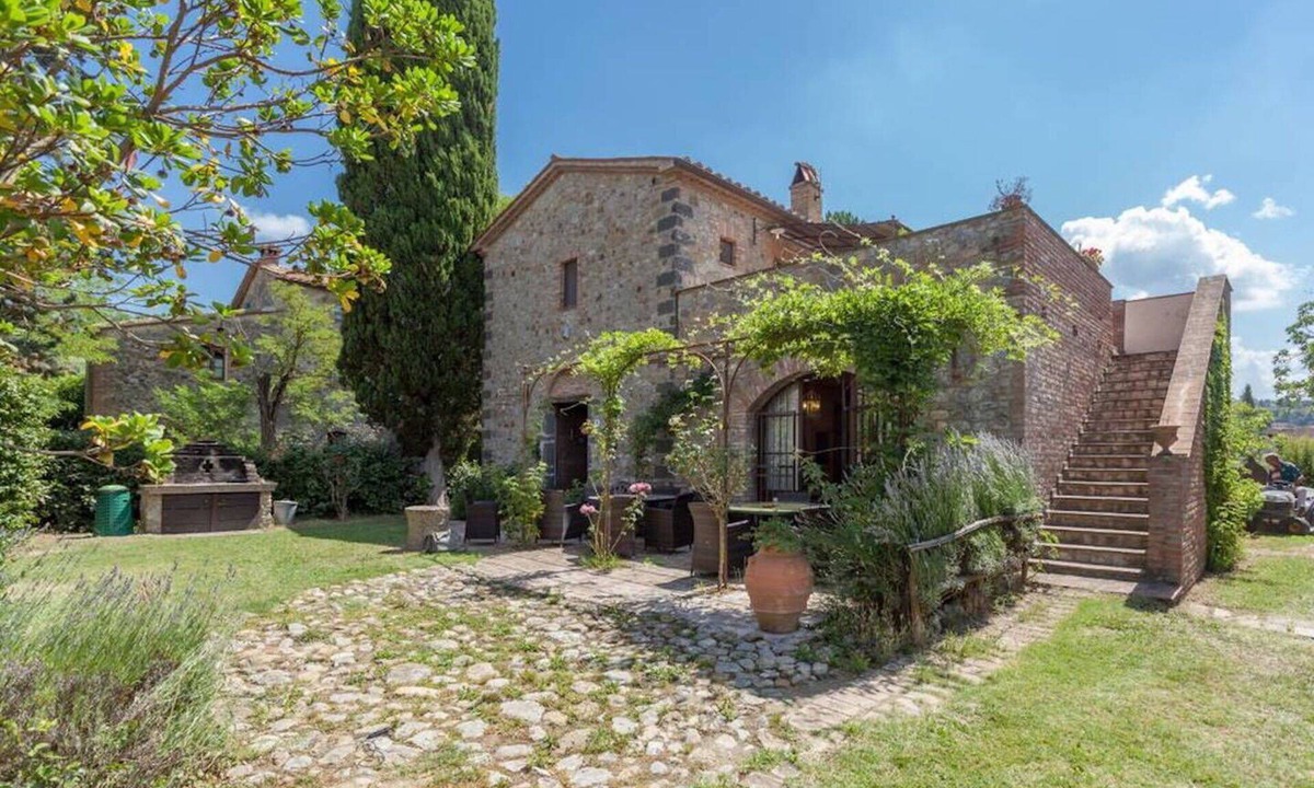 Monteleone d'Orvieto Apartment | Flat Il Fienile Del Sole, Wifi, Perugia