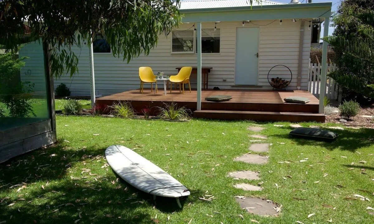 Sunderland Bay House | Fully private Sunderland Bay Beach Shack meters from the surf and nature walks.