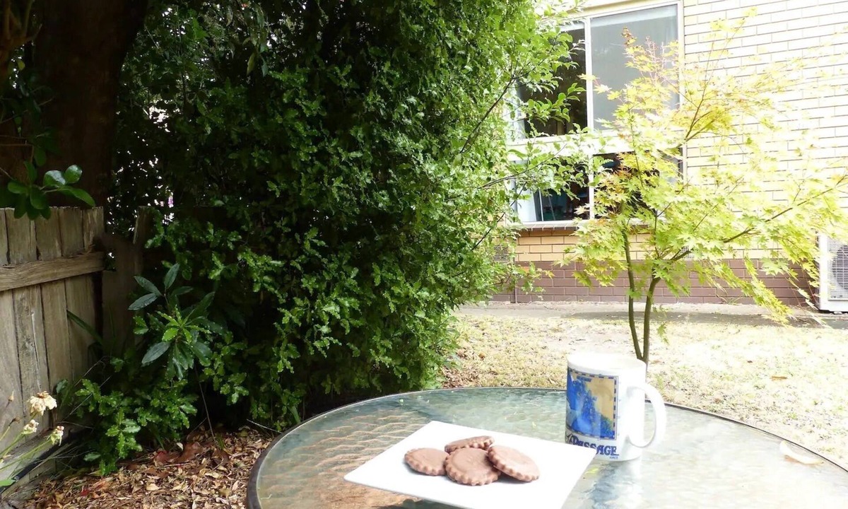 Wonthaggi House | Garden Cottage, Dog Friendly. Wonthaggi.