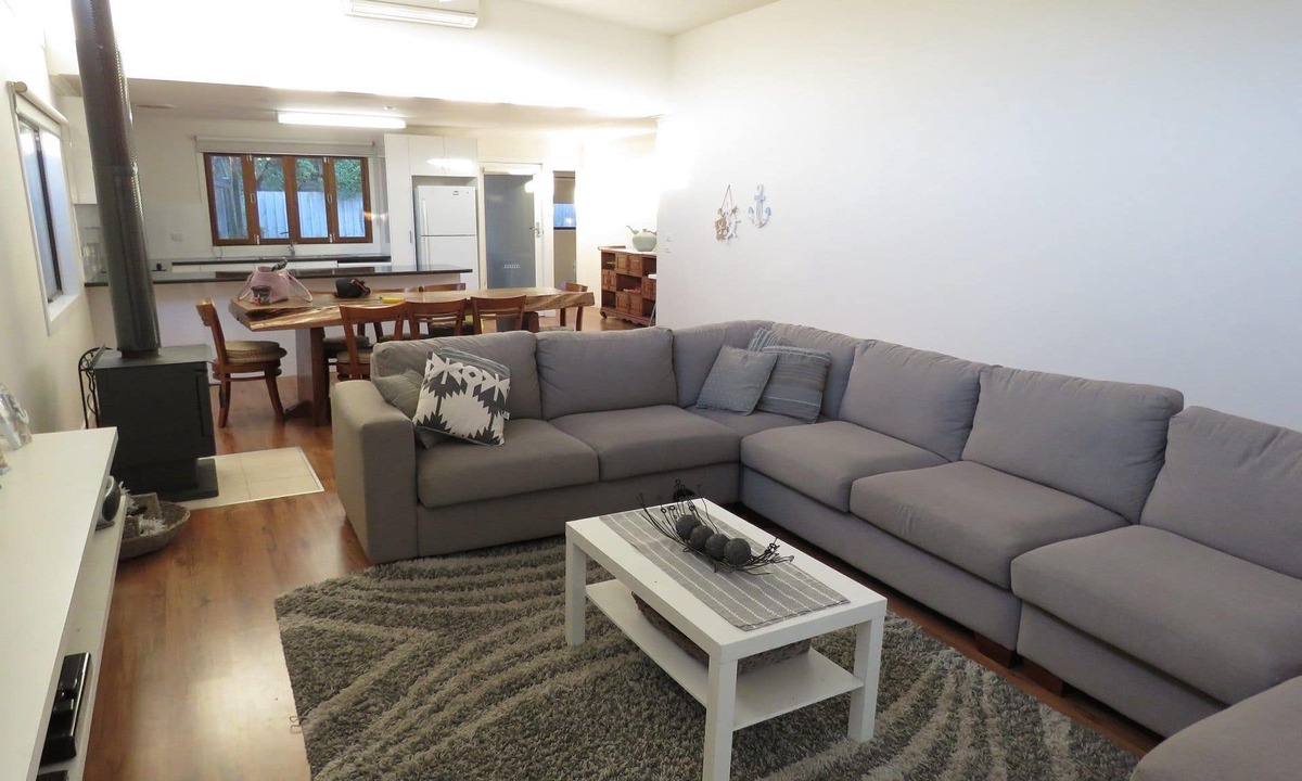 Cowes House | Genesta Street, sleeps 14 people, in the heart of Cowes