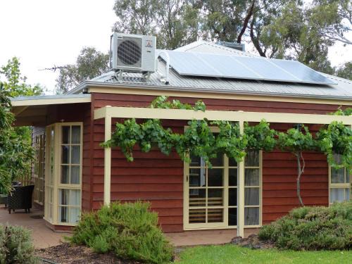 Yelta House | Glenbar cottage Yelta