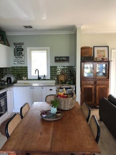 Metcalfe East House | Goldfields House