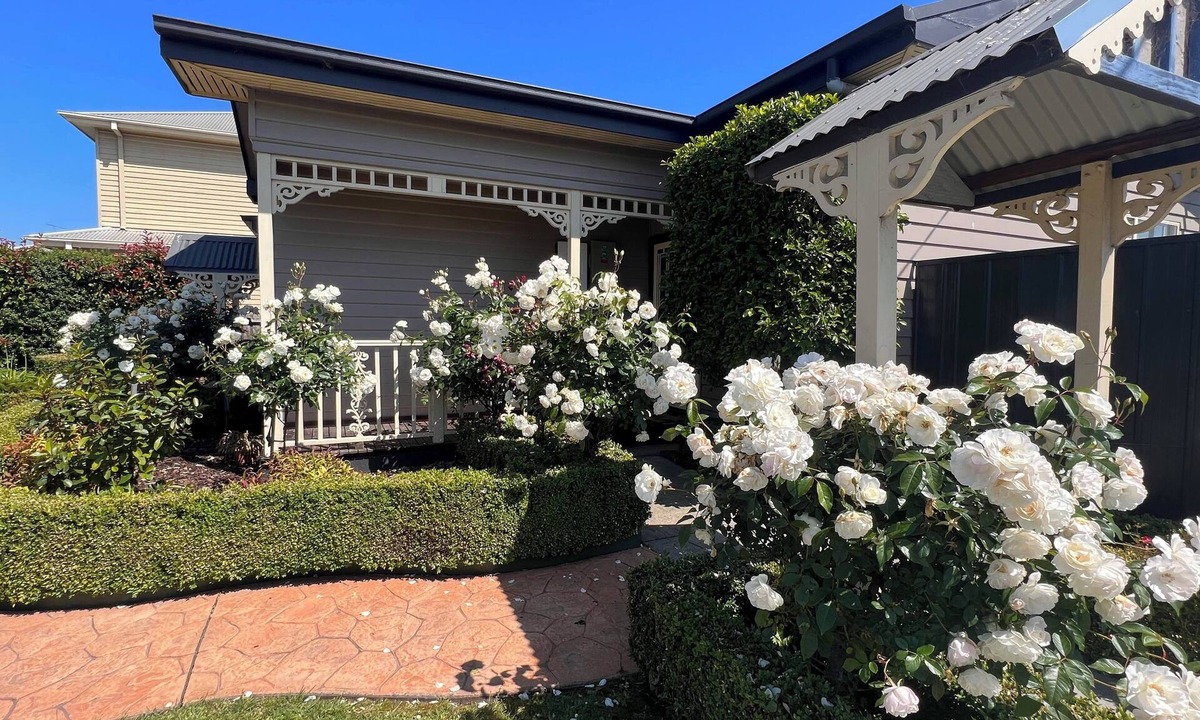Traralgon House | Gorgeous ultra clean 3 Bedroom/2 Bathroom Home Close to popular attractions/CBD