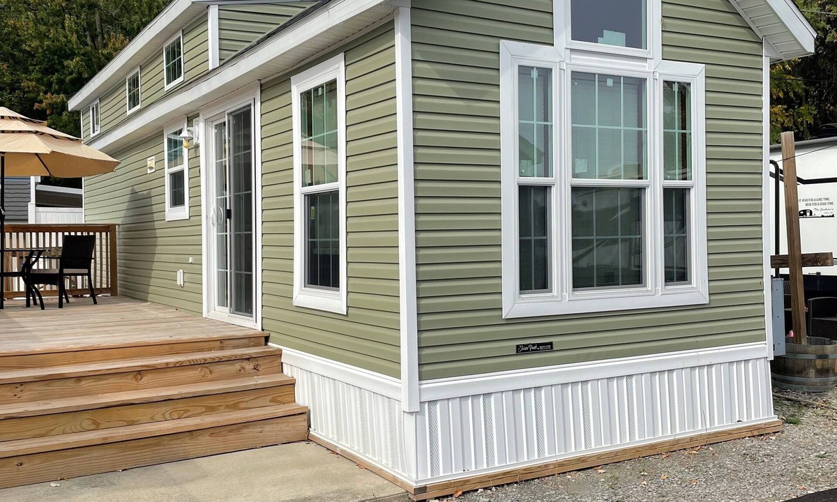 Lakeview Cabin | Great Getaway in adorable Cherokee Landing at Indian Lake with AC, WiFi