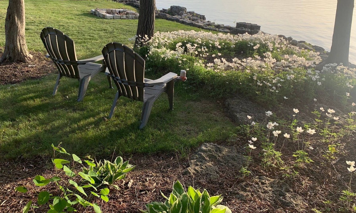 Sturgeon Bay House | Green Bay Waterfront - Estate on the Lake