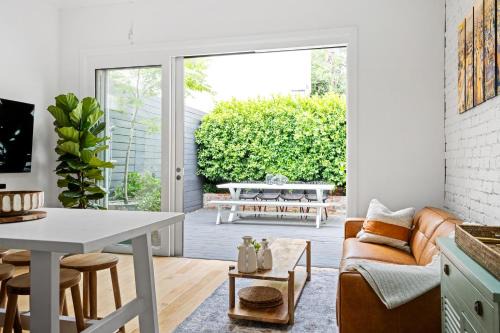 Fitzroy House | Heart of Fitzroy Designer Terrace with Courtyard