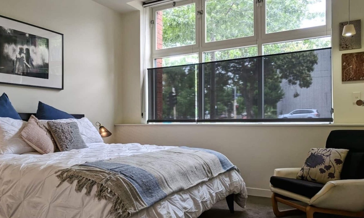 East Melbourne Apartment | Heritage Boutique 2 Bed 2 Bath East Melbourne CBD