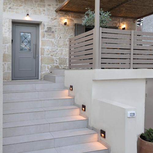 Georgioupolis Apartment | HESTIA frontyard Georgioupolis