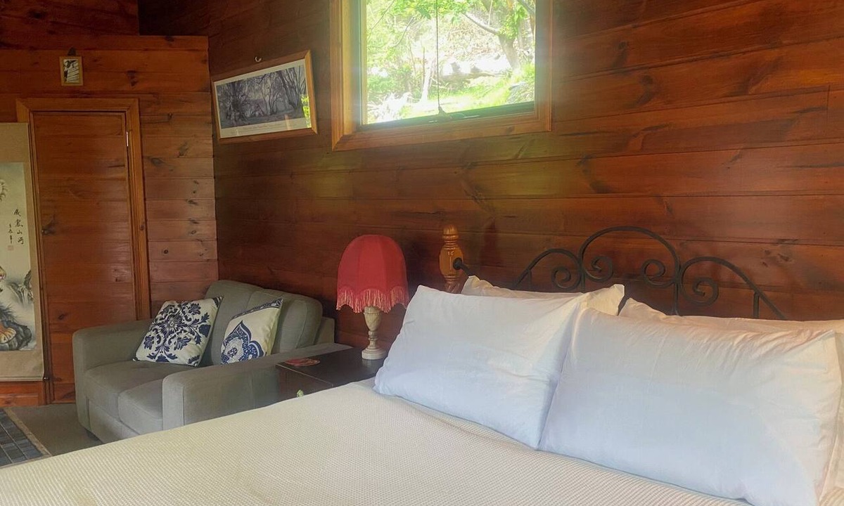 Warburton Apartment | Highview Cottages - Upper Cottage in Warburton
