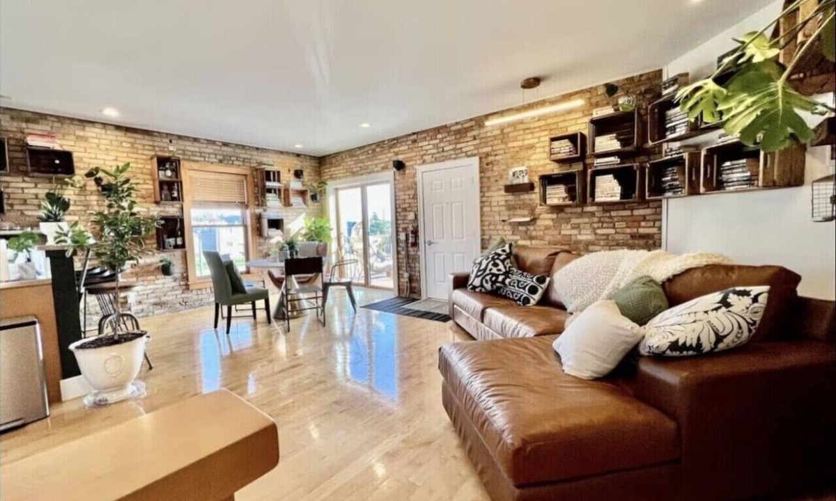 Old Town Apartment | Historic Loft with Balcony, Old Town w/River View