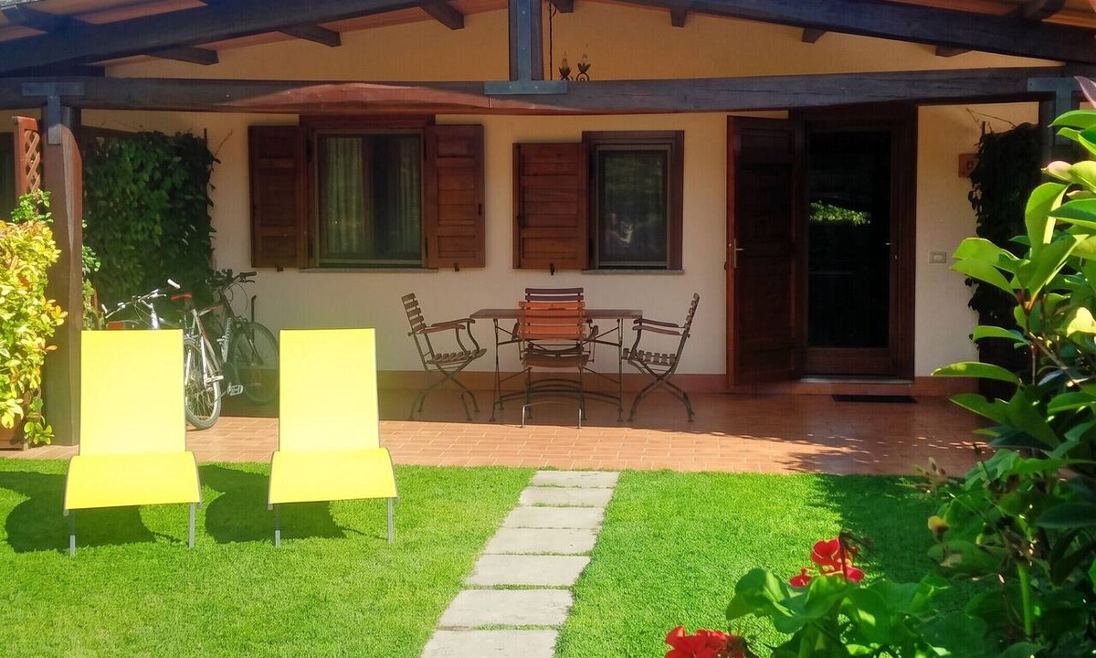 Pescia Romana Apartment | Homerez - Studio in Pescia Romana