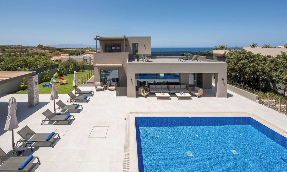 Kato Galatas Villa | Imperium Lux Villa Esperia★100m to sea★Heated Pool★Gym★Sauna & Jacuzzi
