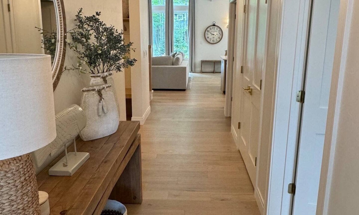 Fish Creek House | In the heart of Fish Creek, close to dining and shops, newly constructed.