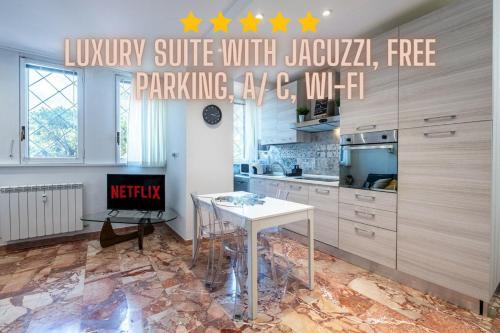 Novoli - San Donato Apartment | Iris Apartment with Jacuzzi - Easy City Access