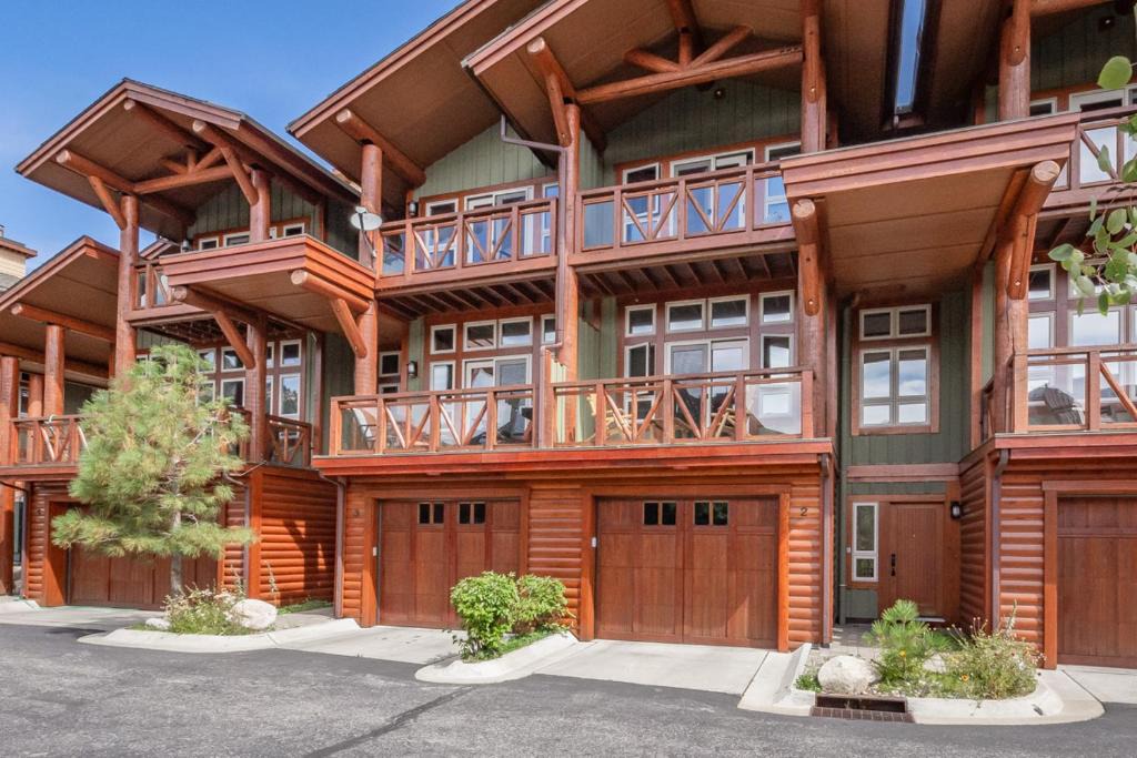 Mammoth Lakes House | Juniper Crest 3