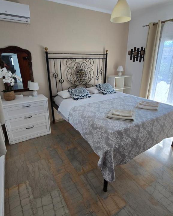 Liapades Apartment | Kahlua
