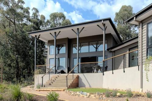 Marysville House | Kings End- Modern, spacious house