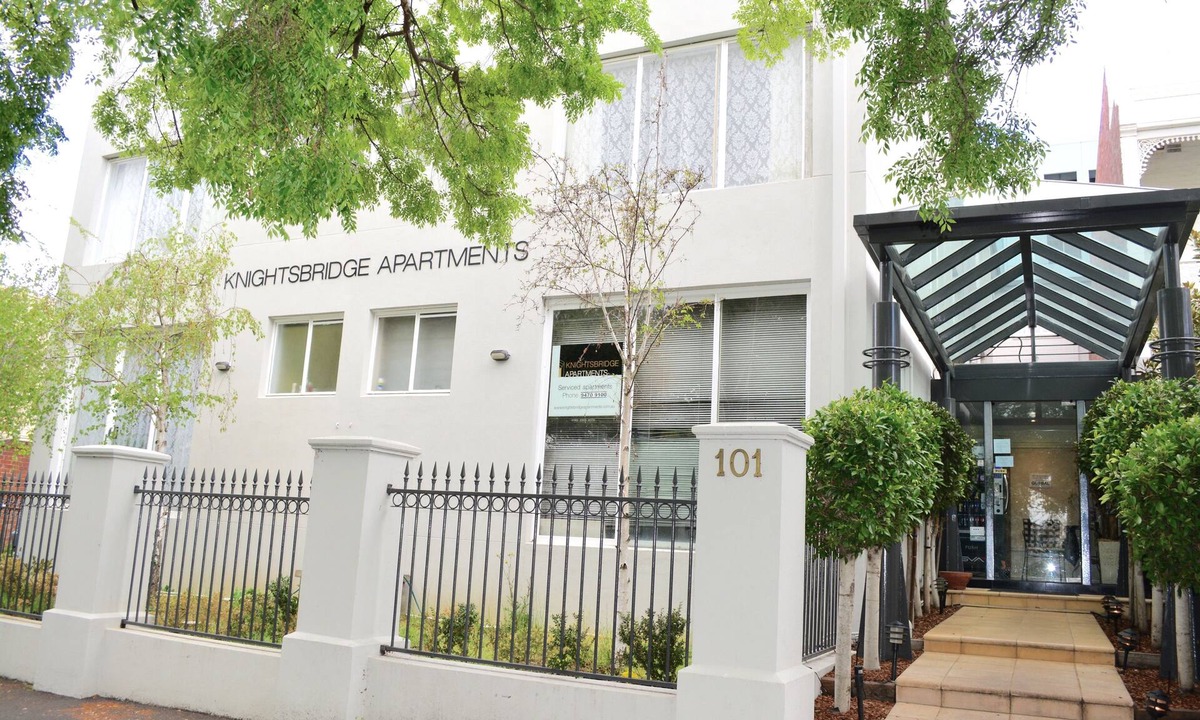 East Melbourne Apartment | Knightsbridge Apartments