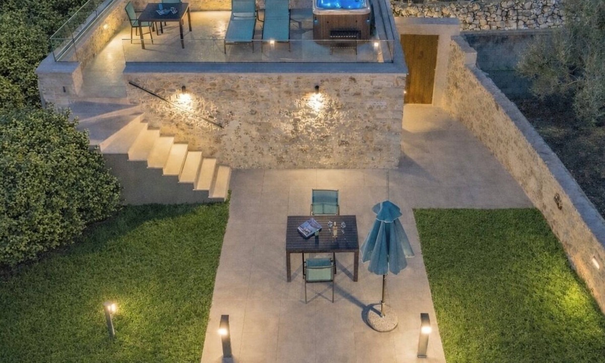Atsipópoulon House | Kritiki Spilia - Home & Spa