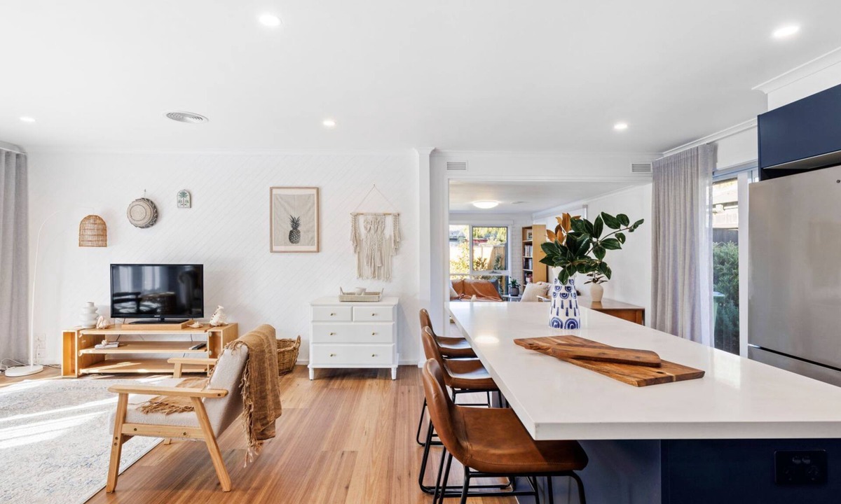 Rosebud House | Kurrajong - Stylishly appointed for family escapes to the coast