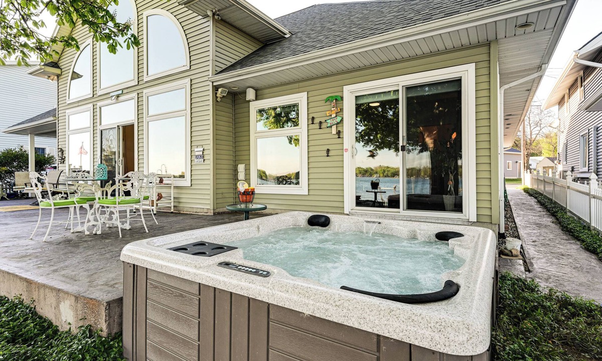 Lake Odessa House | 'Lake Garden House' w/Hot Tub & Dock