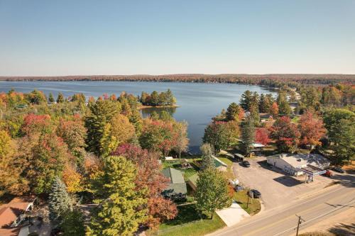 Kalkaska House | Lakefront Kalkaska Cottage w/Fire Pit!