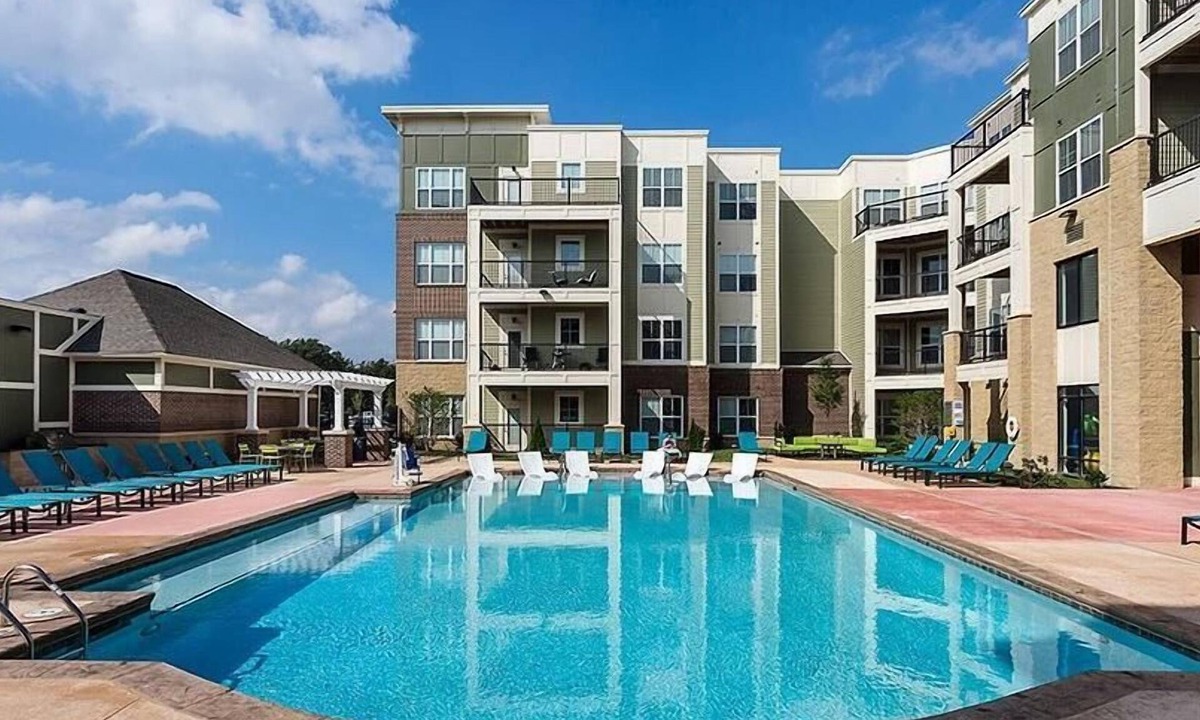 Perrysburg Apartment | Landing at Mosaic at Levis Commons - 1 Bedroom in Downtown Perrysburg