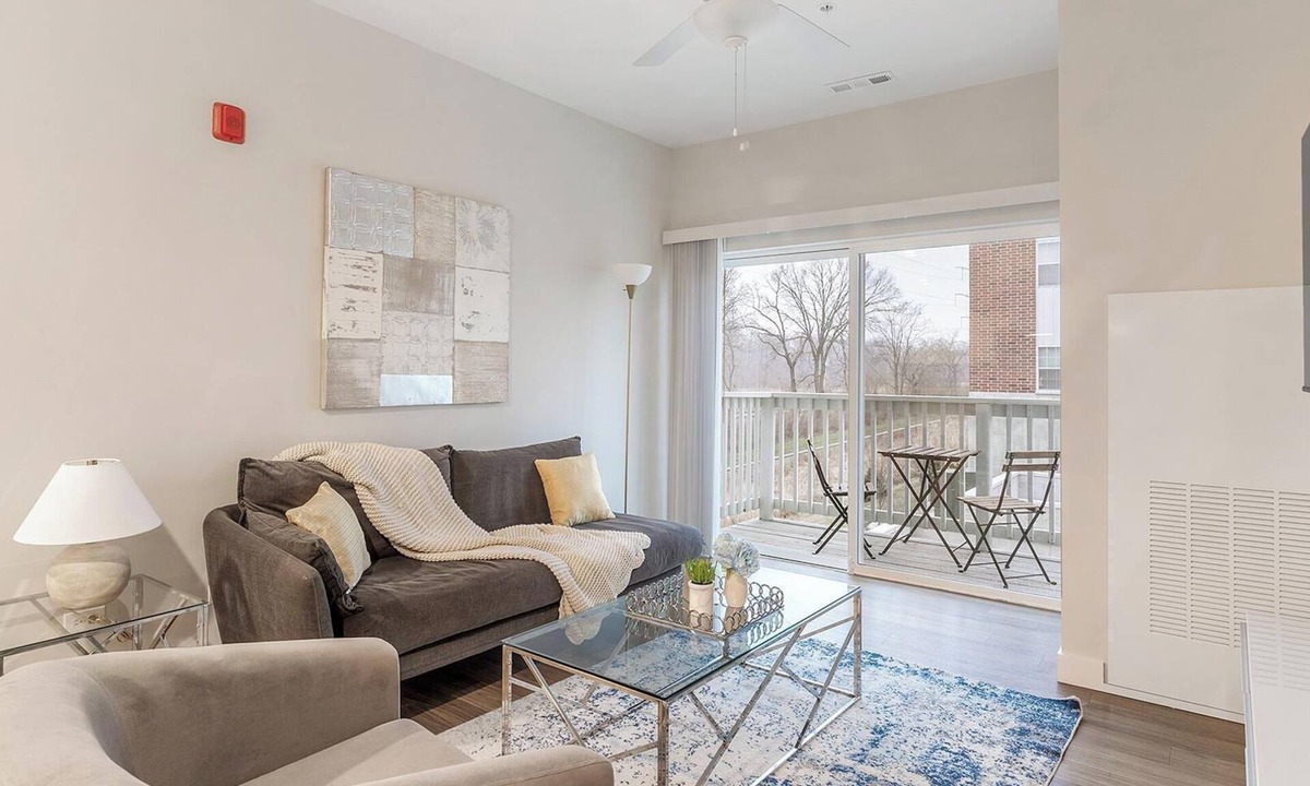 Willow Springs Apartment | Landing | Stylish 2BD, Gym, Clubhouse