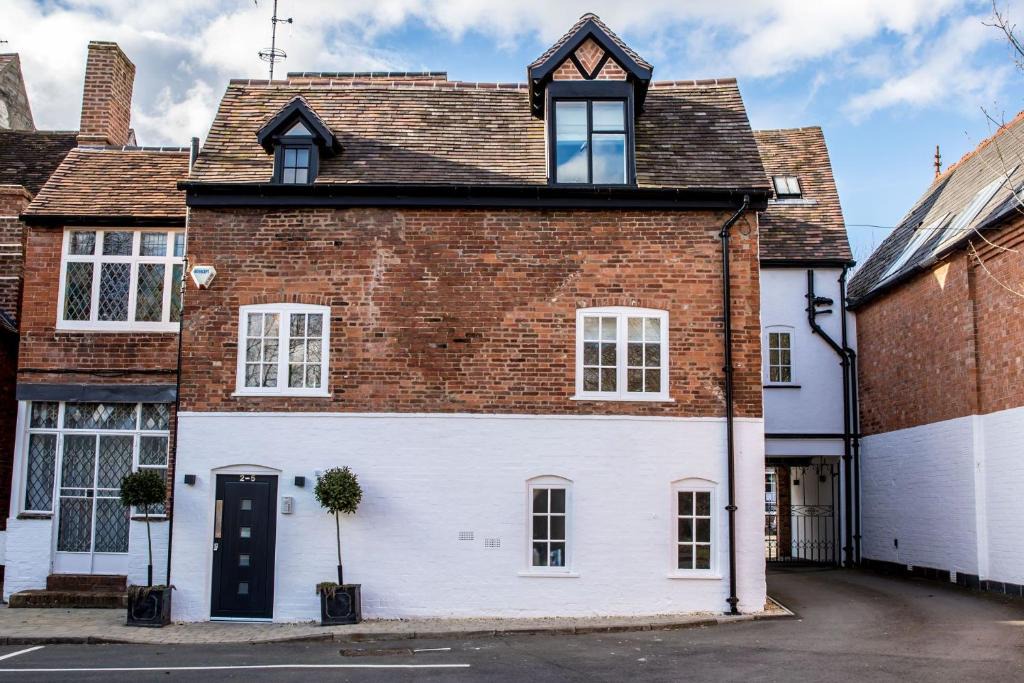 Henley-in-Arden House | Little George, Henley-in-Arden Luxury Apartment with Private Parking