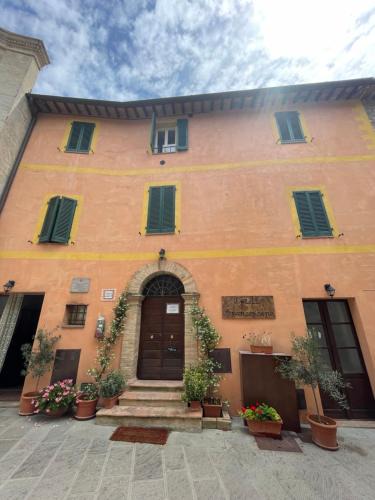 Valfabbrica Hostel | Locanda Francescana