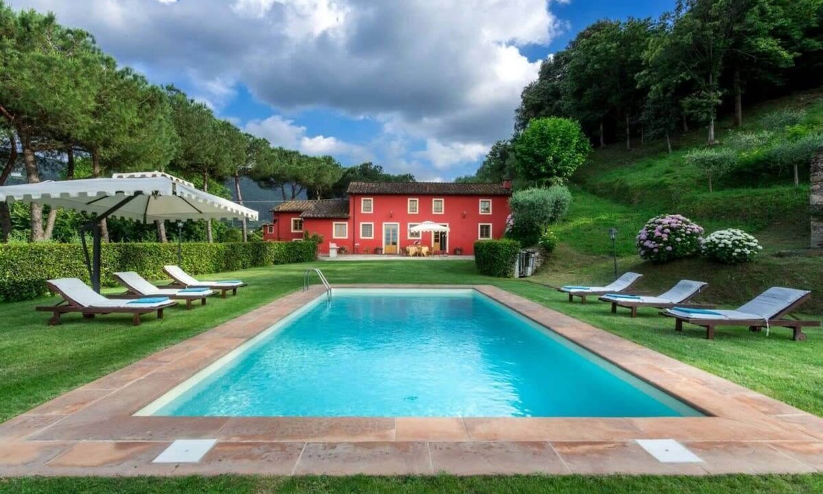 Badia Cantignano Villa | Lucca holiday rental