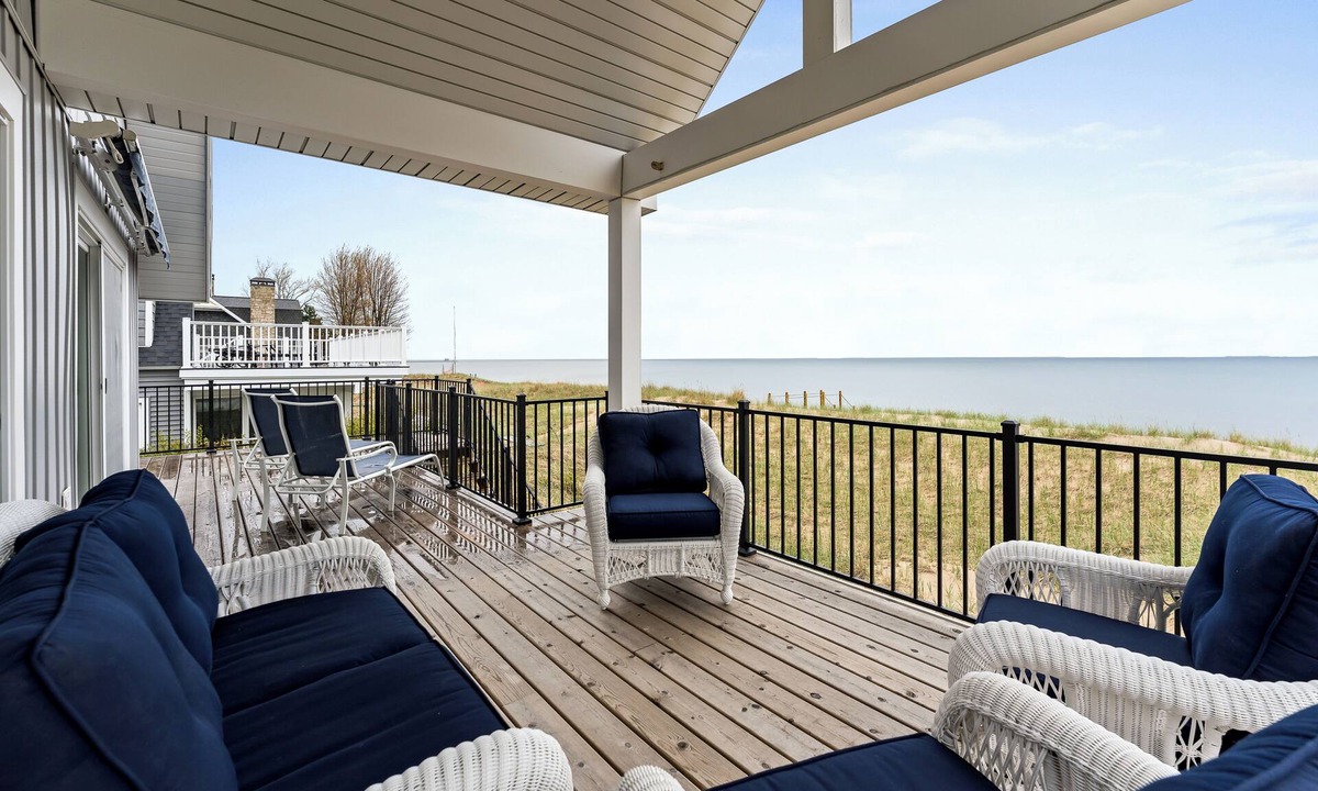 Ferrysburg House | Luxury Lakefront Living | New vacation rental