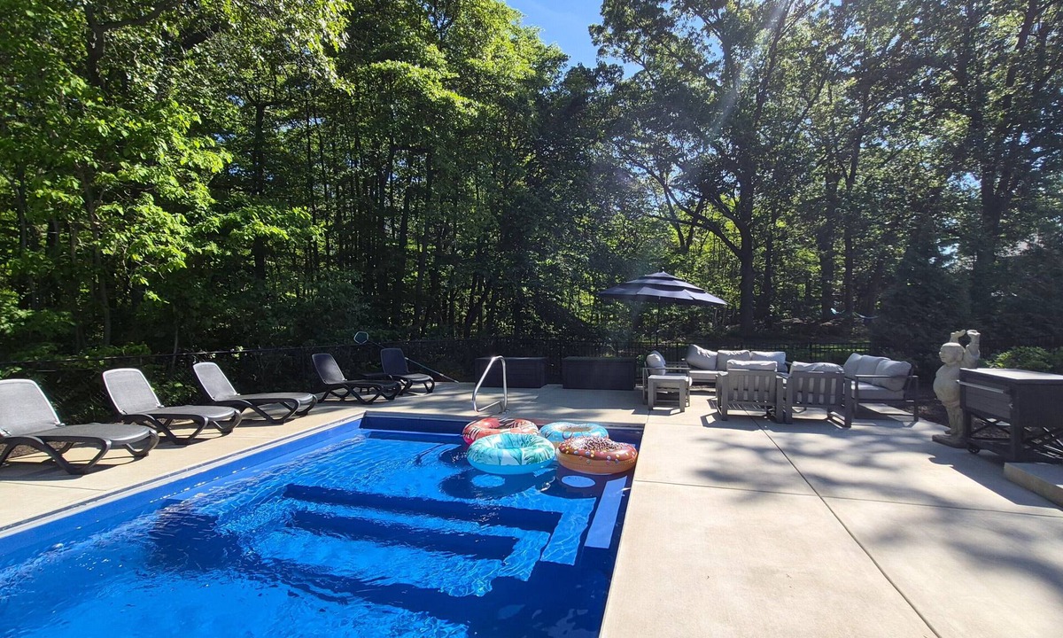 New Buffalo House | Luxury retreat w/heated pool minutes to Downtown New Buffalo