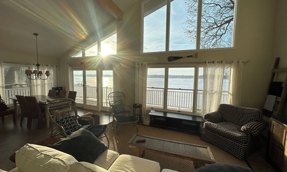 Sister Lakes House | Magician Lakefront - 7 bedrooms, 4.5 baths, and a screened in porch.