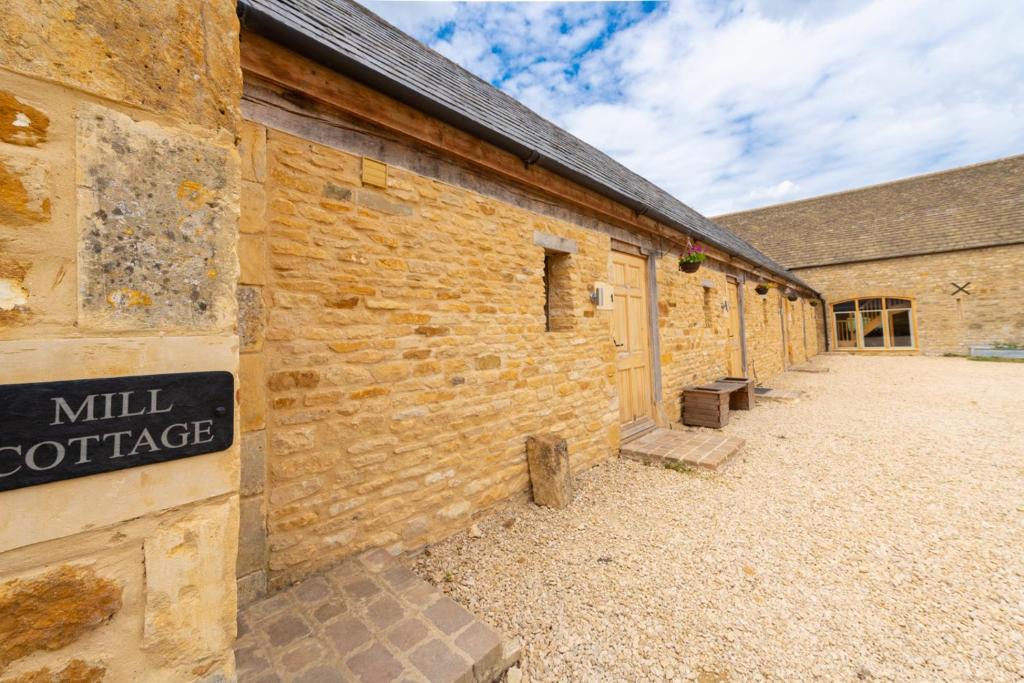 Bourton Apartment | Mill Cottage 2 - Ash Farm Cotswolds
