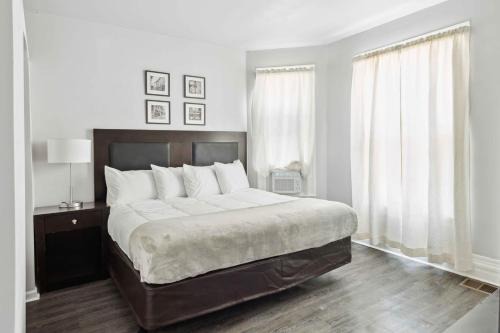 Mexicantown - Southwest Detroit House | Modern 3BR Home in Southwest Detroit