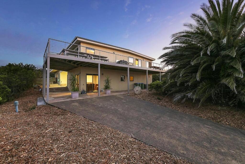 St. Andrews Beach House | Moonahridge accommodation