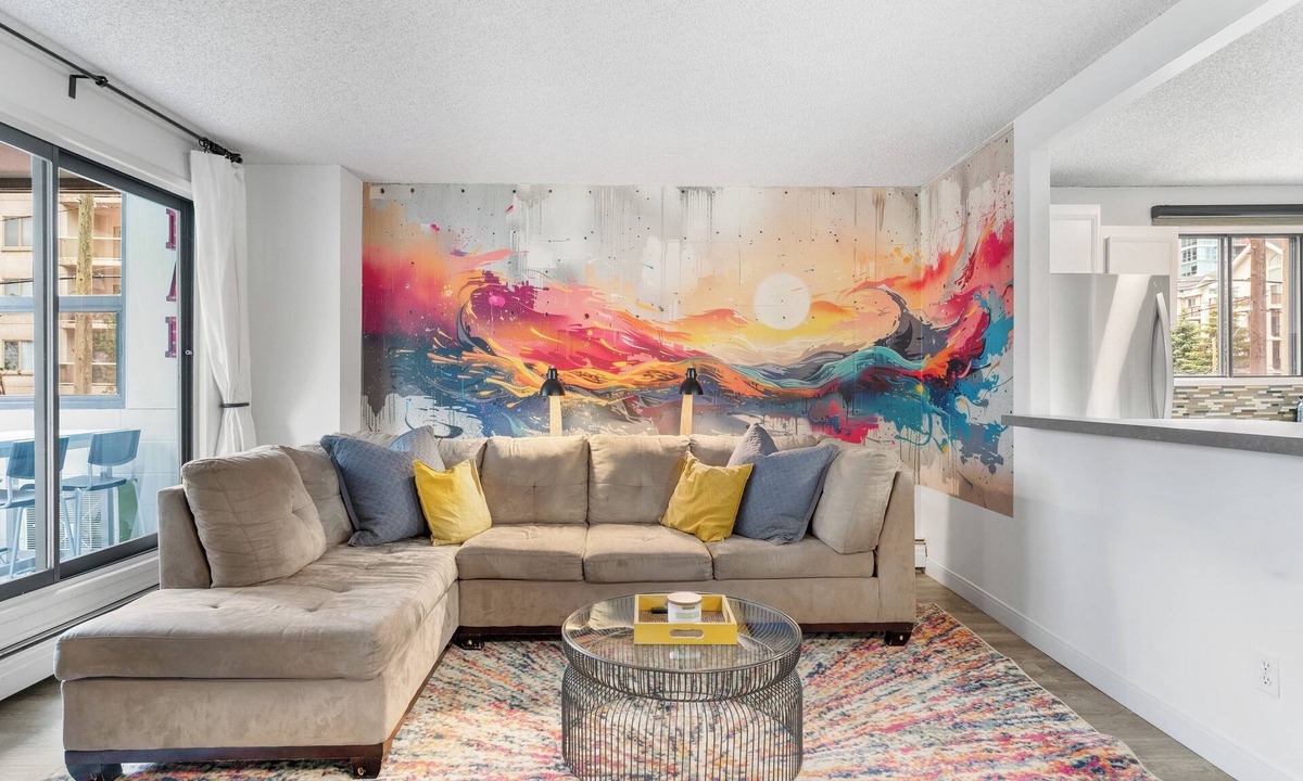 Beltline Apartment | Mural Oasis w Sunroom, Parking, near Stampede