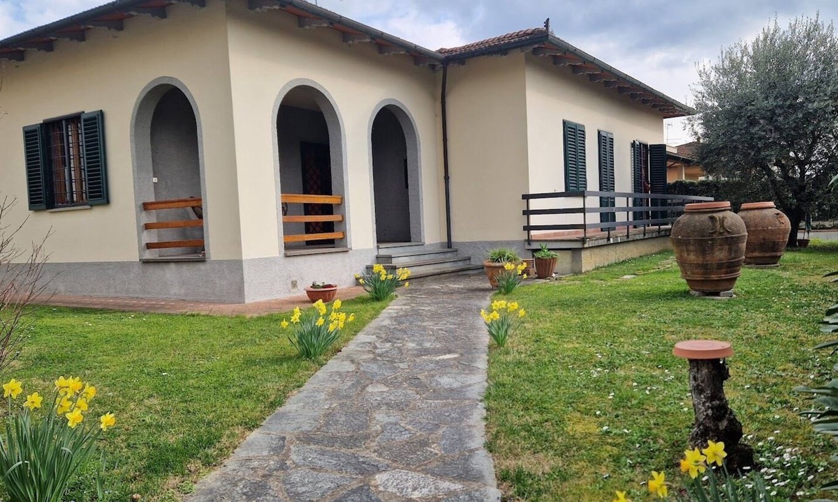 Scarperia e San Piero Apartment | NEW! Cozy cottage with independent garden.