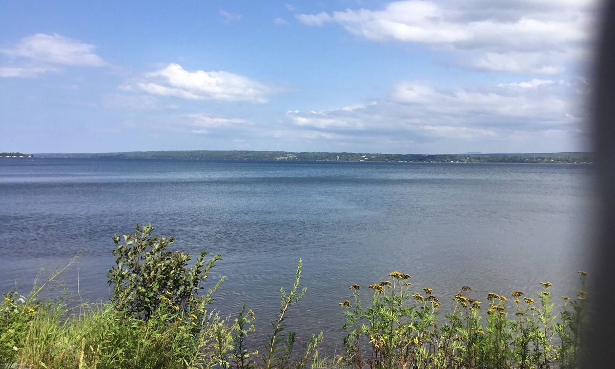 Baraga House | New travel trailer 5 steps from waters edge on Lake Superior!