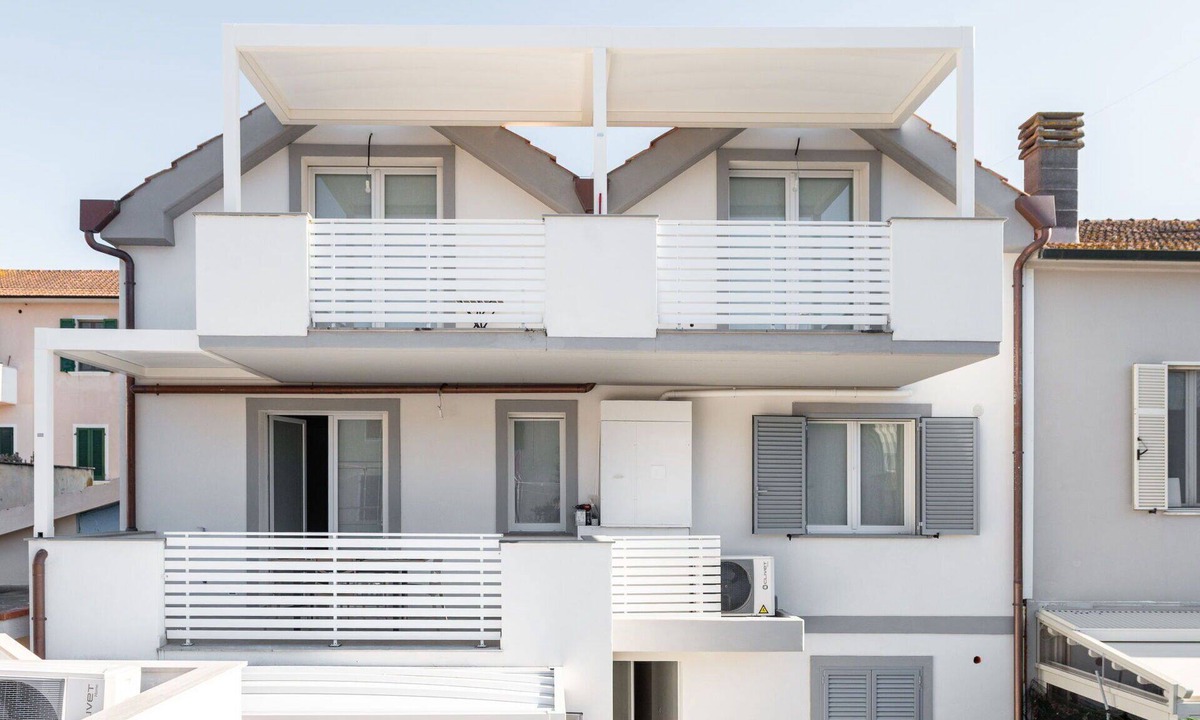 Follonica Apartment | Nice apartment for 6 people with WIFI, A/C, TV, terrace and pets allowed