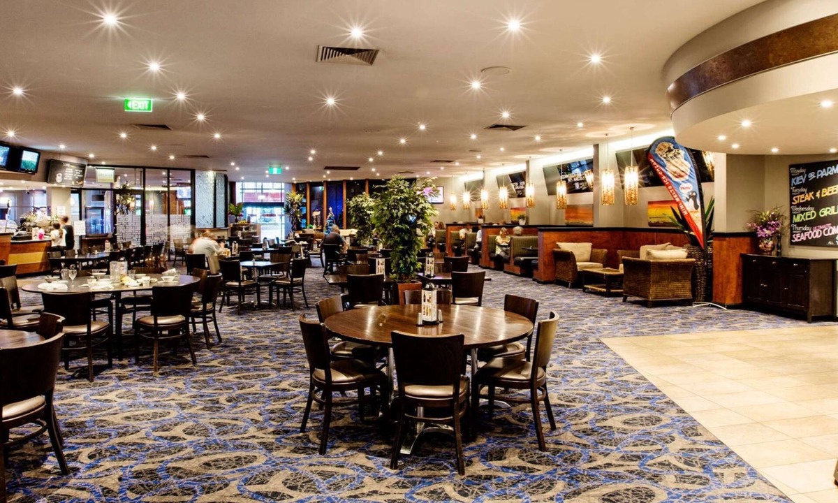 Moorabbin Hotel | Nightcap at Sandbelt Hotel