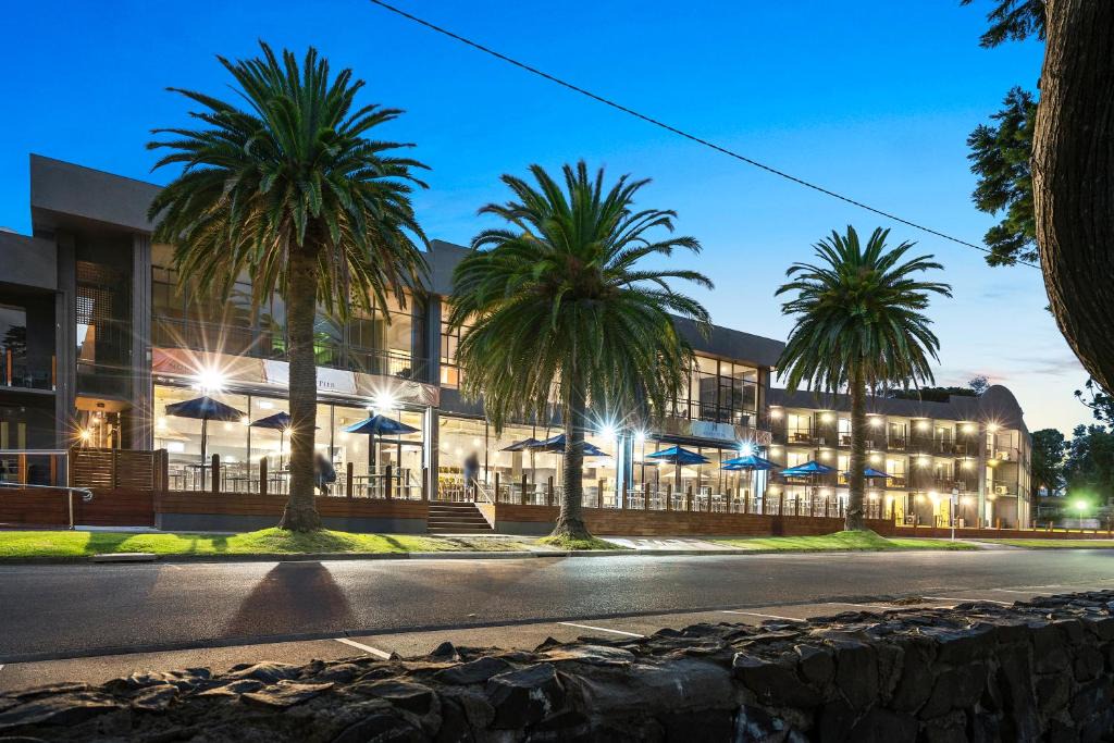 Cowes Hotel | North Pier Hotel