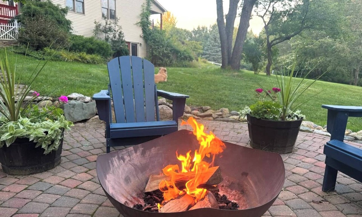 Fife Lake Apartment | Northern Michigan Woodland Retreat - Cozy Comfort Near City Conveniences