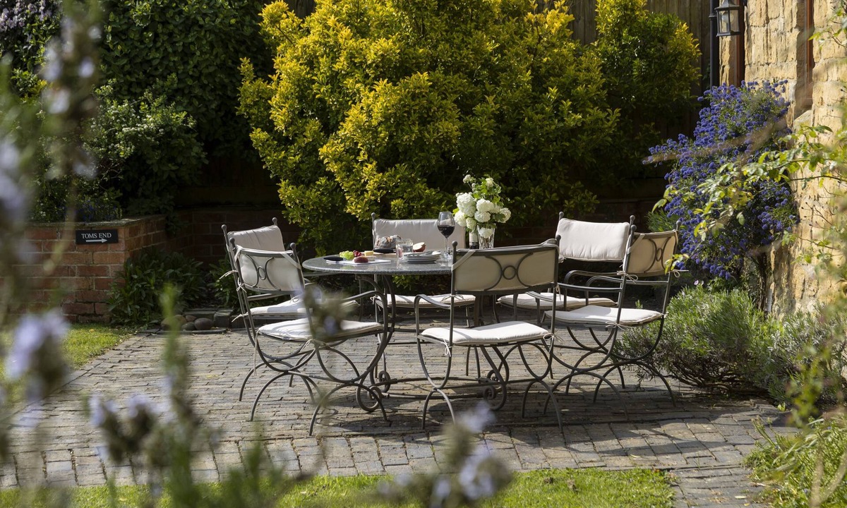 Wickhamford Cottage | Norton Subedge Barn - a mkt - marketing that sleeps 6 guests in 3 bedrooms