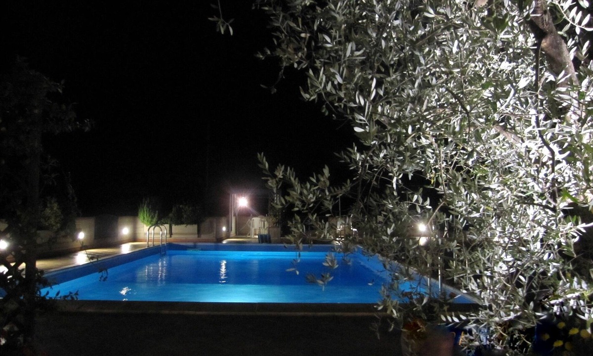 Poggio Alla Cavalla House | ORANGE APARTMENT in Poggio alla Cavalla farmhouse in the heart of Tuscany